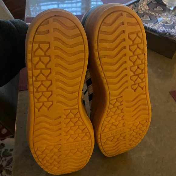 Women's Adidas VL Court Athletic Shoes Size 8 - Picture 5 of 5